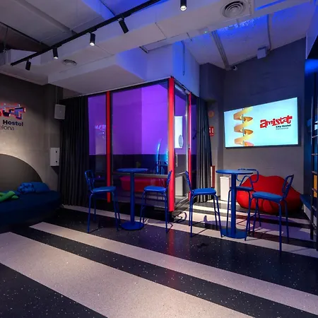 אכסניה Amistat *